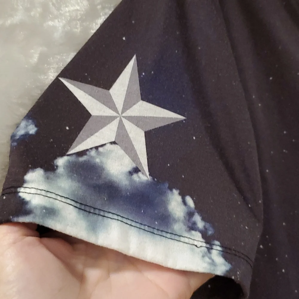 Onemonochrome by Tizaro UNISEX Night sky clouds stars Med. - Picture 5 of 6